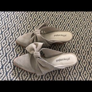 Jeffrey Campbell closed toed heels with bow